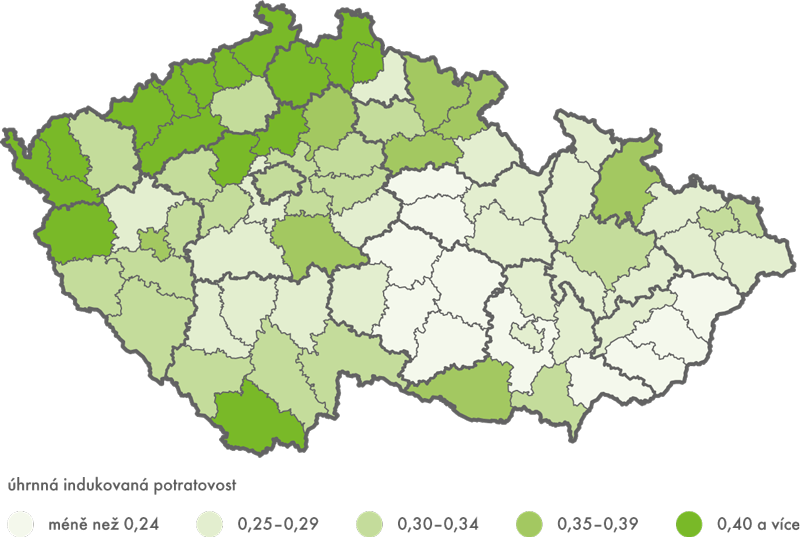 Úhrnná indukovaná potratovost podle okresů v období 2012–2014