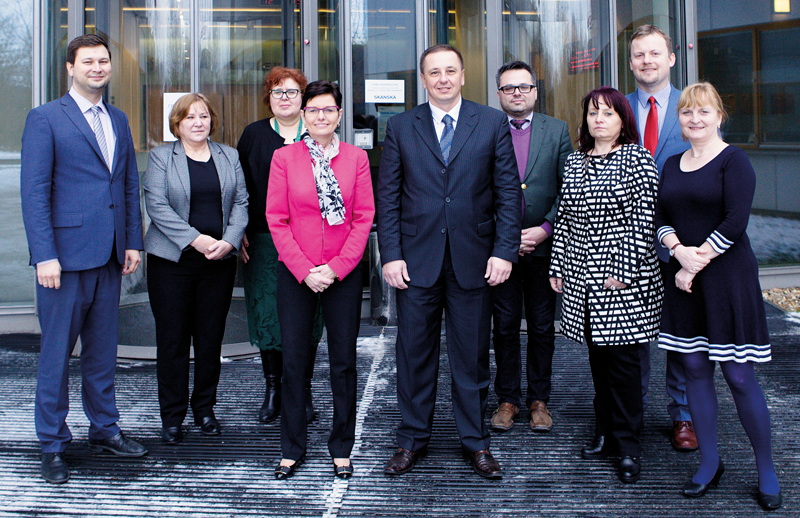 Alexander Ballek na návštěvě předsedkyně ČSÚ Ivy Ritschelové a jejích spolupracovníků.