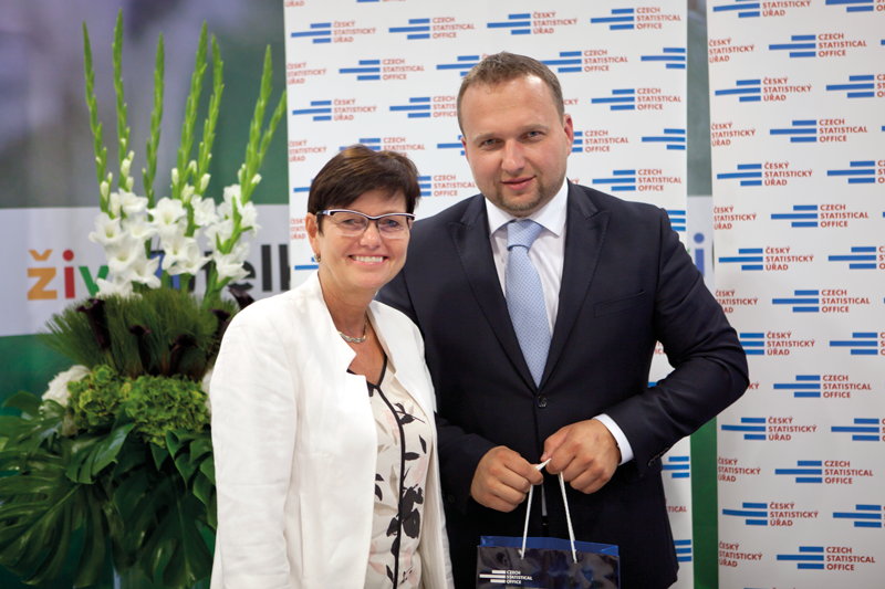 Předsedkyně ČSÚ Iva Ritschelová s ministrem zemědělství Marianem Jurečkou